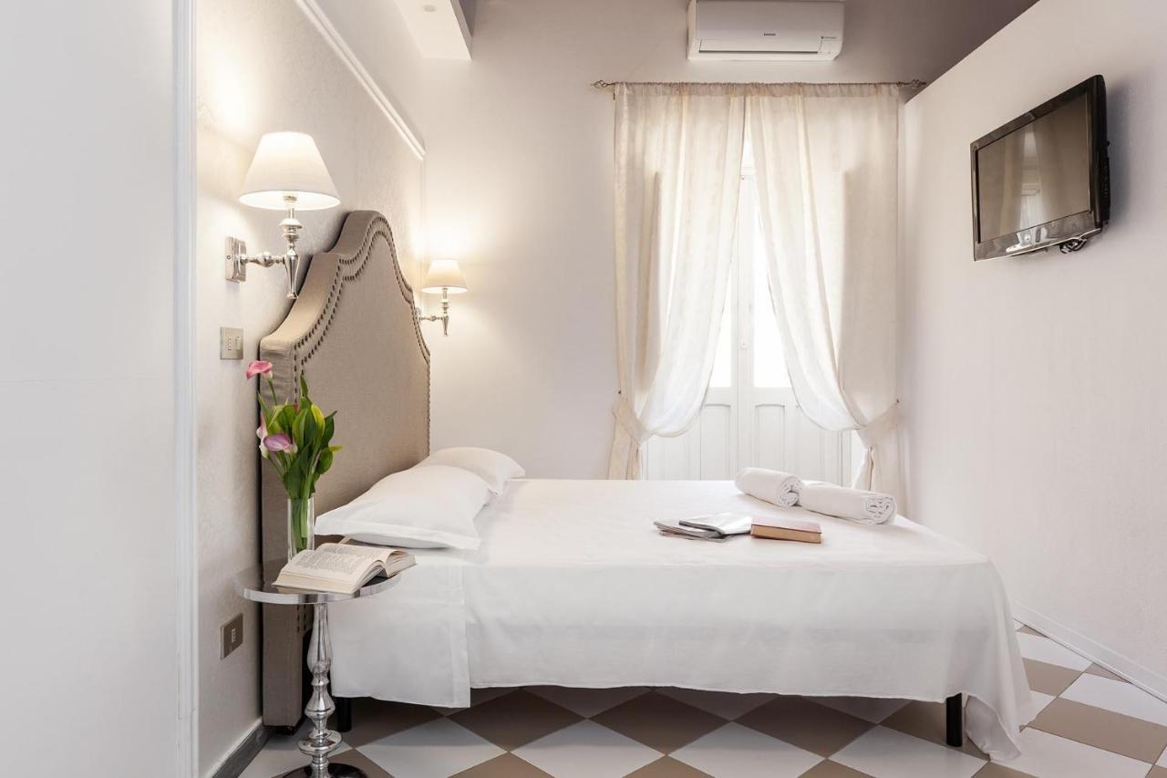 San Giacomo Rooms Cagliari Bagian luar foto